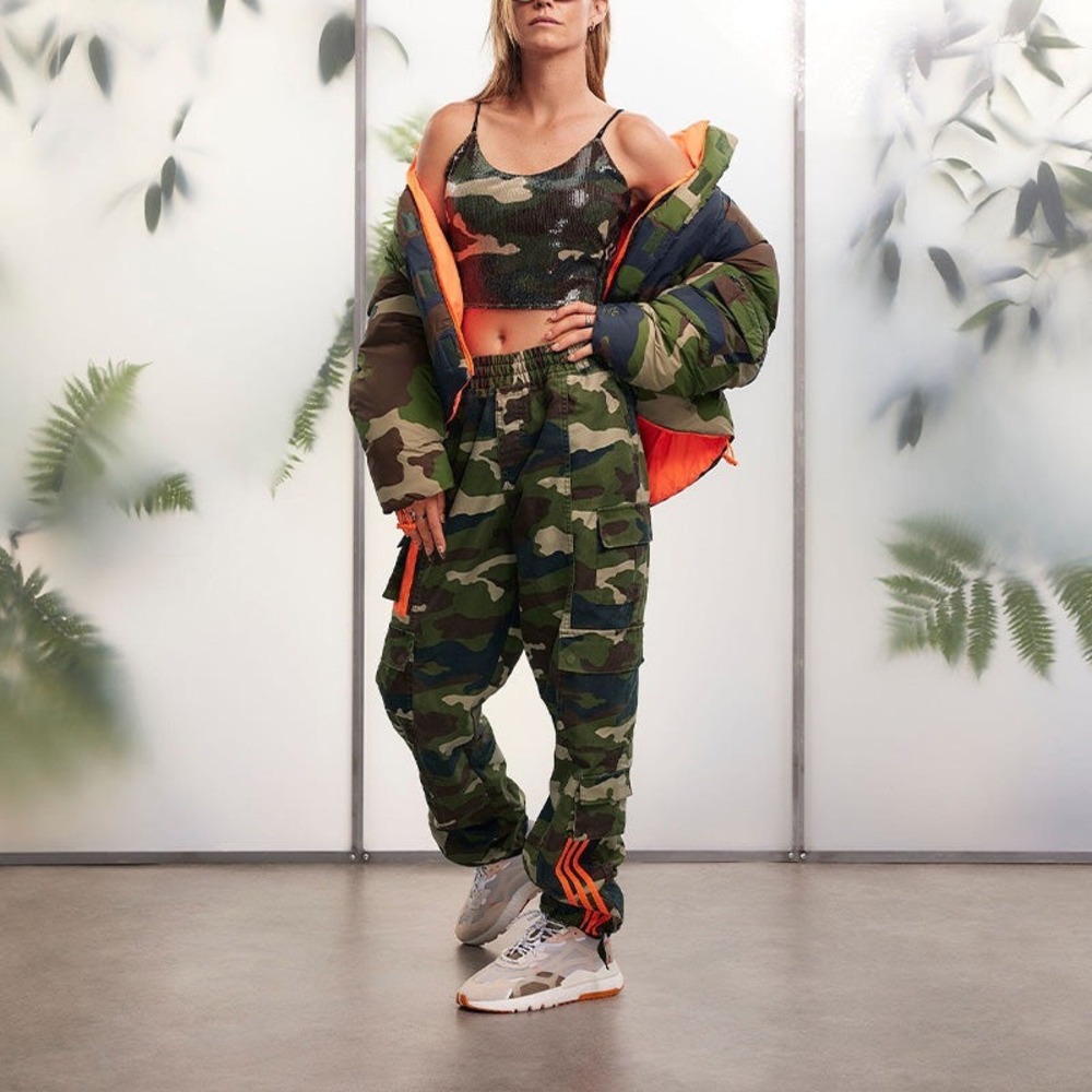 NWT Unisex Adidas x Ivy Park Camo Cargo Pants - XS - Camo